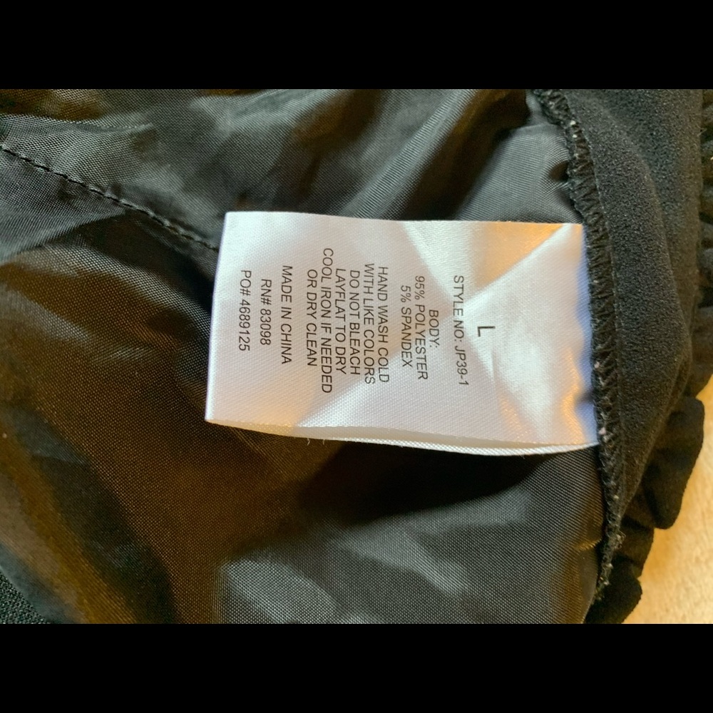 Black slacks - Picture 5 of 5
